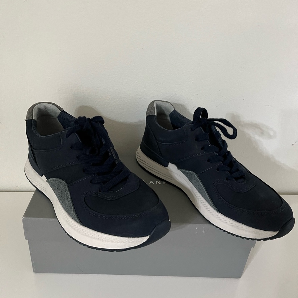Everlane sneakers ( New )